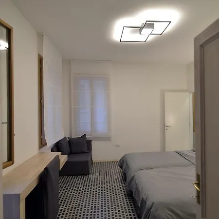 Carbonaia Guest house *